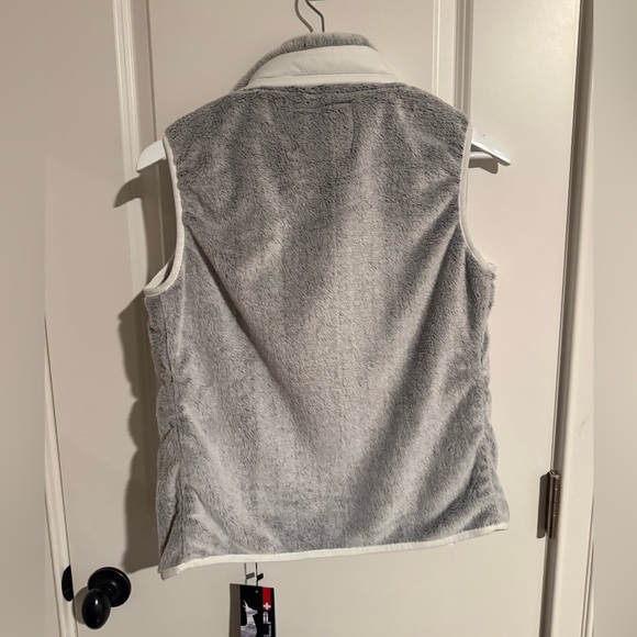 NWT Aulp Unima Faux Fur Padded Two-Tone Vest White Gray S - Picture 10 of 13